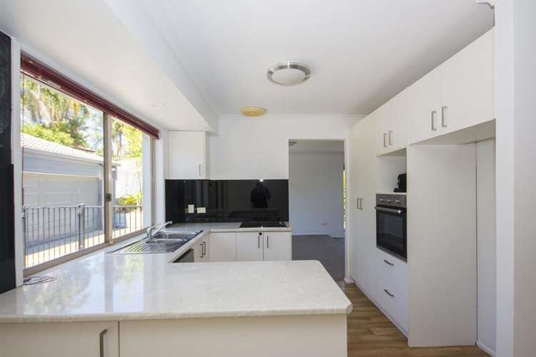 Fourth view of Homely house listing, 4 Garvie Place, Highland Park QLD 4211