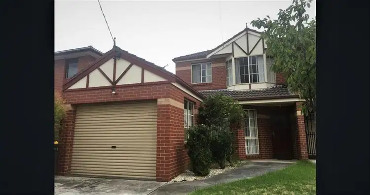 105B Roberts Road
