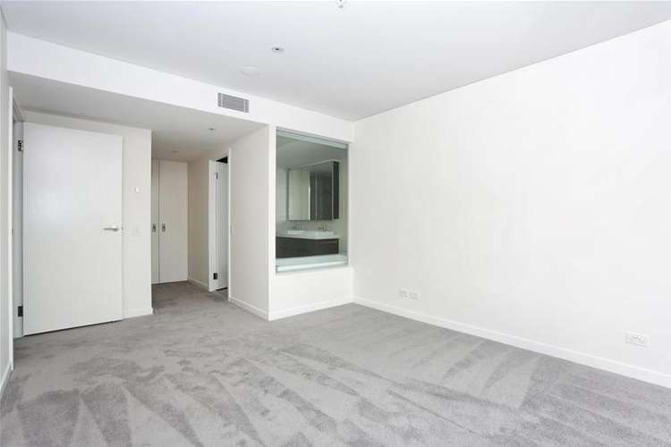 Fourth view of Homely apartment listing, 2903/100 Lorimer Street, Docklands VIC 3008