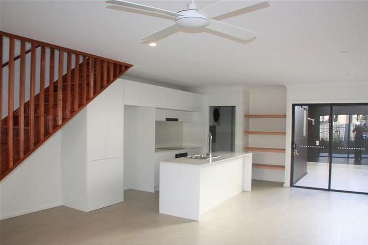 Fourth view of Homely townhouse listing, 2/9-11 Oaklands Street, Alexandra Hills QLD 4161