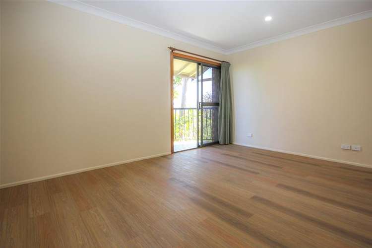 Fifth view of Homely townhouse listing, 2/612 Old Cleveland Road, Camp Hill QLD 4152