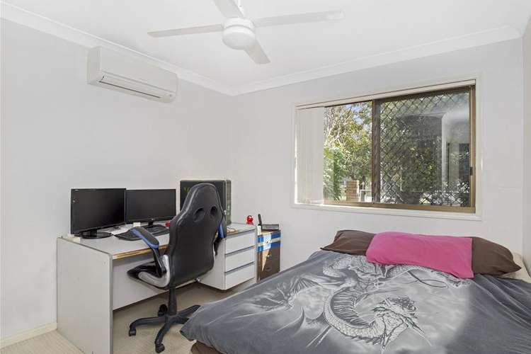 Fifth view of Homely apartment listing, 2/33 Hants Street, Hamilton QLD 4007