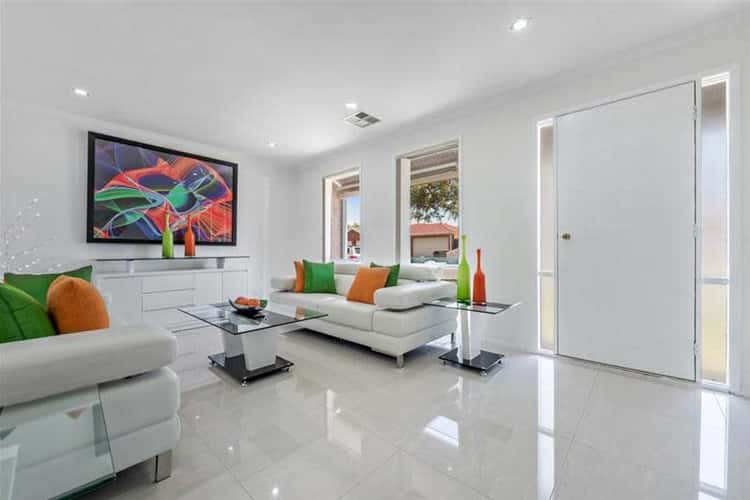 Fourth view of Homely house listing, 16 Phoenix Court, Roxburgh Park VIC 3064