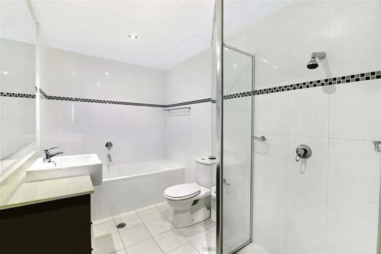 Seventh view of Homely apartment listing, 506 Solaire 18 Cypress Avenue, Surfers Paradise QLD 4217
