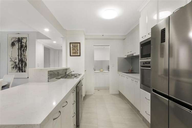 Sixth view of Homely apartment listing, 'OSCAR ON MAIN' 1 Hughes Avenue, Main Beach QLD 4217