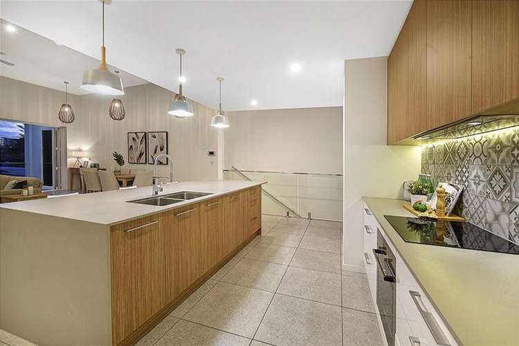 Sixth view of Homely villa listing, 2/28 Blondell Avenue, Surfers Paradise QLD 4217