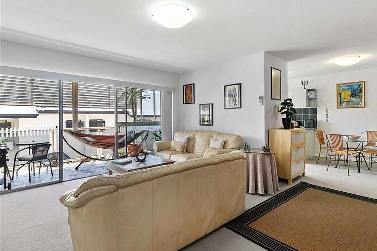 Main view of Homely apartment listing, 5/39 Kirkland Avenue, Coorparoo QLD 4151