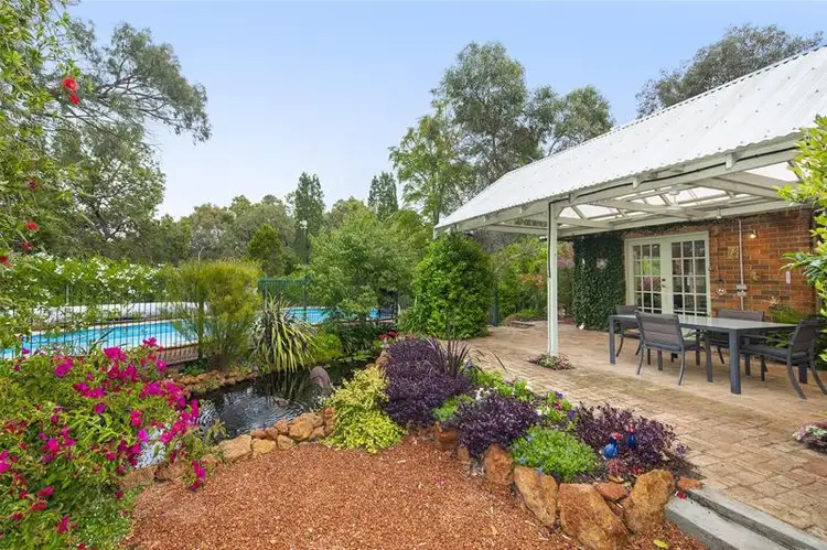 60 Buchanan Road, Roleystone WA 6111