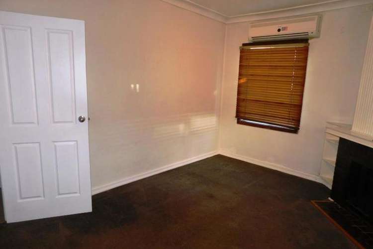 Fifth view of Homely terrace listing, 4/353 Buckingham Street, North Albury NSW 2640