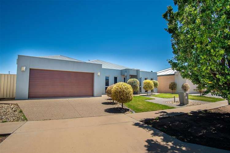 Second view of Homely house listing, 7 Immacolata Rise, Red Cliffs VIC 3496