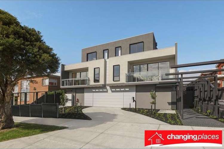 Main view of Homely townhouse listing, 2/14 Vickery Street, Bentleigh VIC 3204
