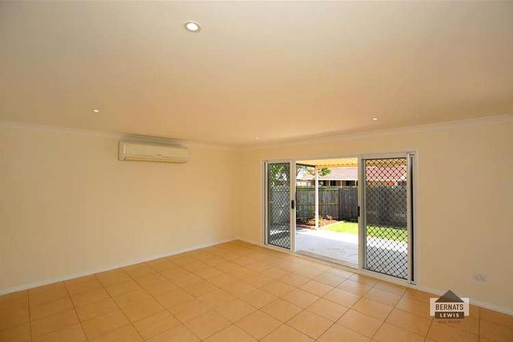 Fifth view of Homely house listing, 2 Amber Court, Bethania QLD 4205