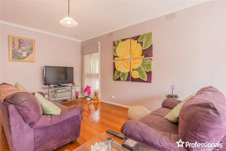 Fifth view of Homely house listing, 7 Parkwood Place, Melton West VIC 3337