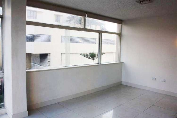 Fifth view of Homely apartment listing, 3B 'Kinkabool'/34 Hanlan Street, Surfers Paradise QLD 4217
