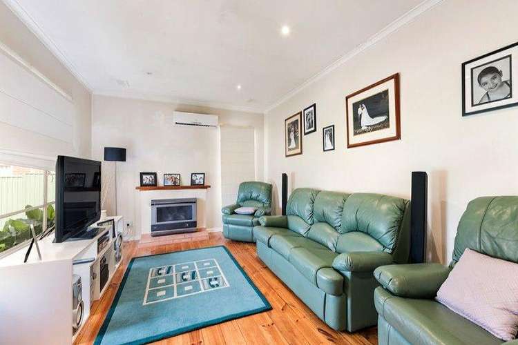 Second view of Homely house listing, 7 Rupert Court, Broadmeadows VIC 3047