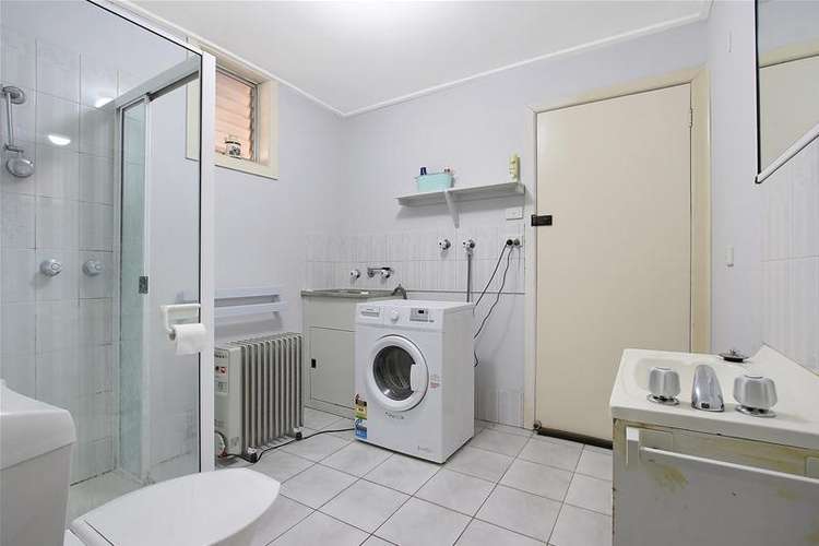 Fifth view of Homely unit listing, 2/1A Pearce Street, Wodonga VIC 3690