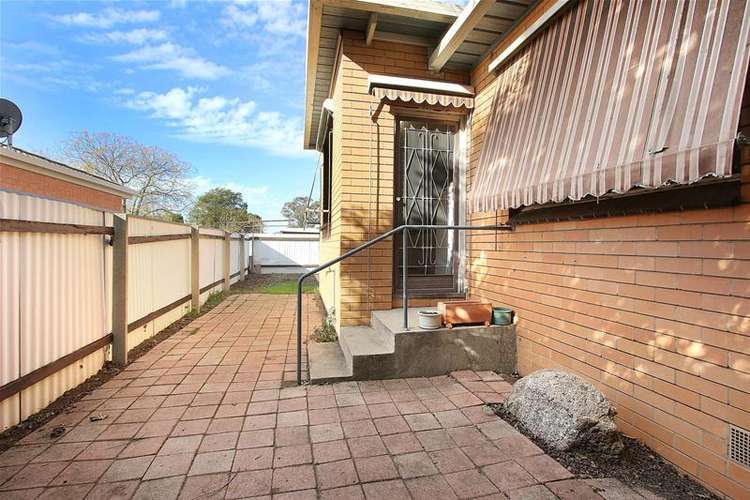 Sixth view of Homely unit listing, 2/1A Pearce Street, Wodonga VIC 3690