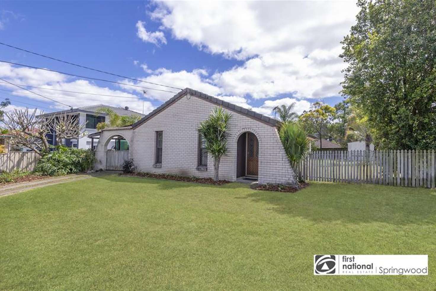 Main view of Homely house listing, 8 Clarinda Crescent, Springwood QLD 4127