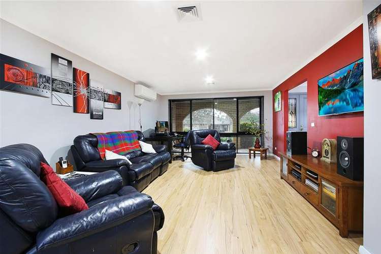 Fifth view of Homely house listing, 3 Scarborough Drive, Wodonga VIC 3690