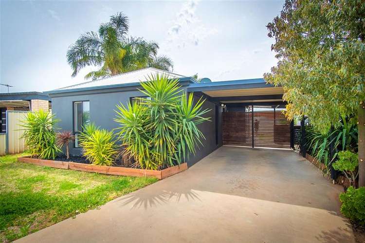 Main view of Homely house listing, 4 Rosedale Court, Buronga NSW 2739