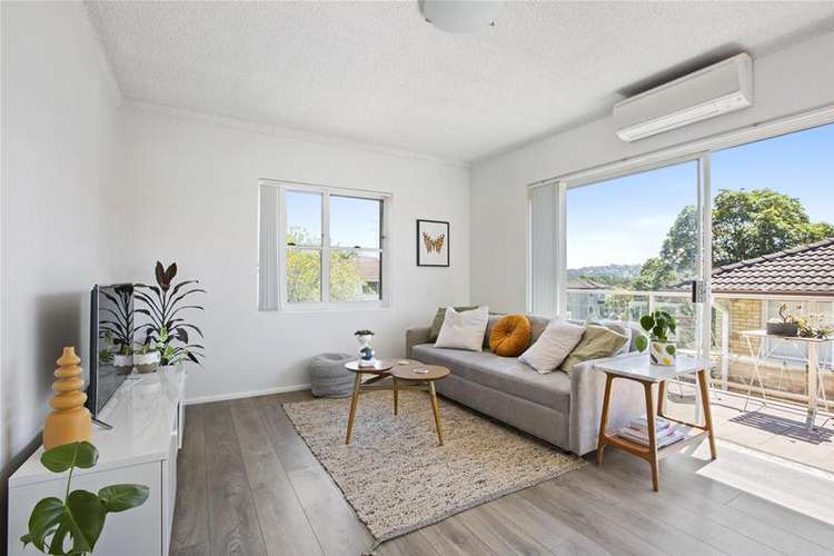 Main view of Homely unit listing, 13/11 Westminster Avenue, Dee Why NSW 2099