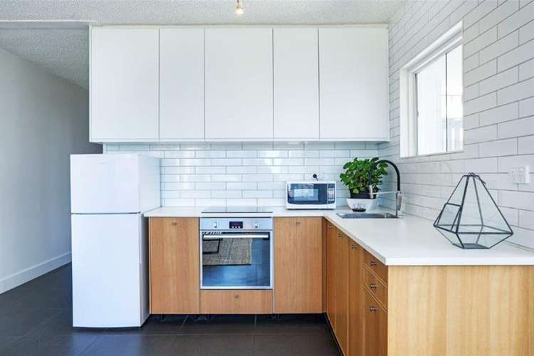 Fifth view of Homely apartment listing, 7B ' Kinkabool'/34 Hanlan Street, Surfers Paradise QLD 4217