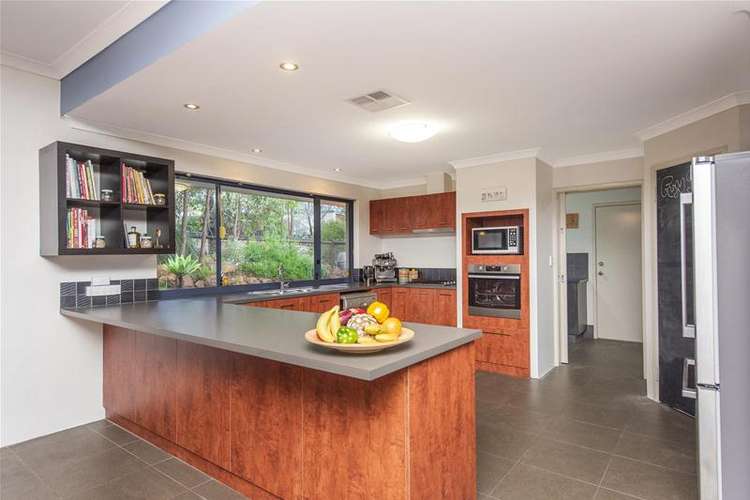 Sixth view of Homely house listing, 20 Kobus Heights, Roleystone WA 6111