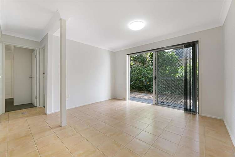 Seventh view of Homely apartment listing, 2/35 Breaker Street, Main Beach QLD 4217
