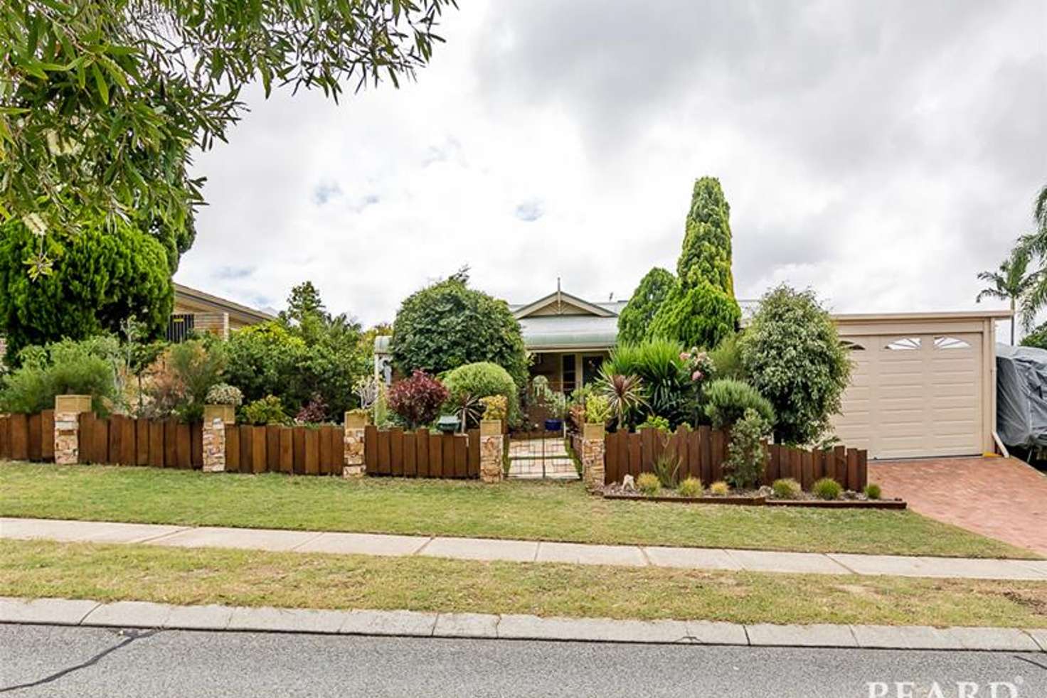 Main view of Homely house listing, 20 Castlegate Way, Woodvale WA 6026