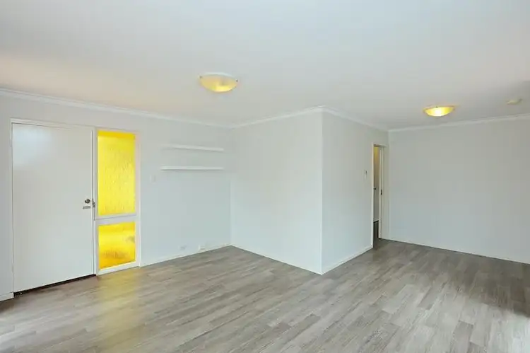 Second view of Homely semi-detached listing, 5A Clyo Way, Kallaroo WA 6025