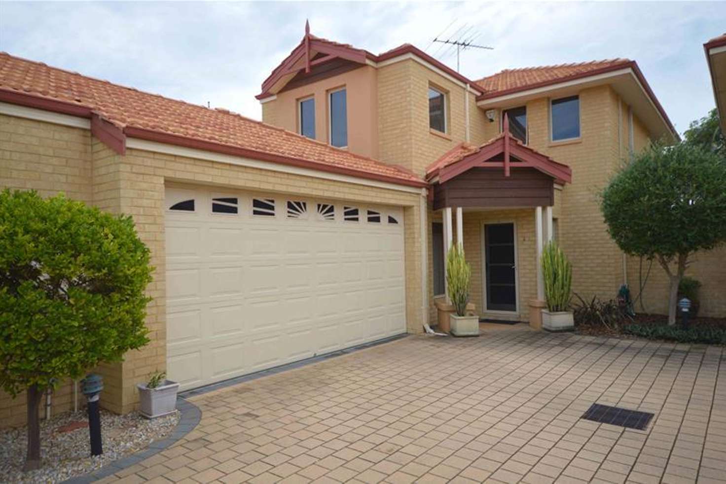 Main view of Homely townhouse listing, 2/30 Harrison Street, Rockingham WA 6168