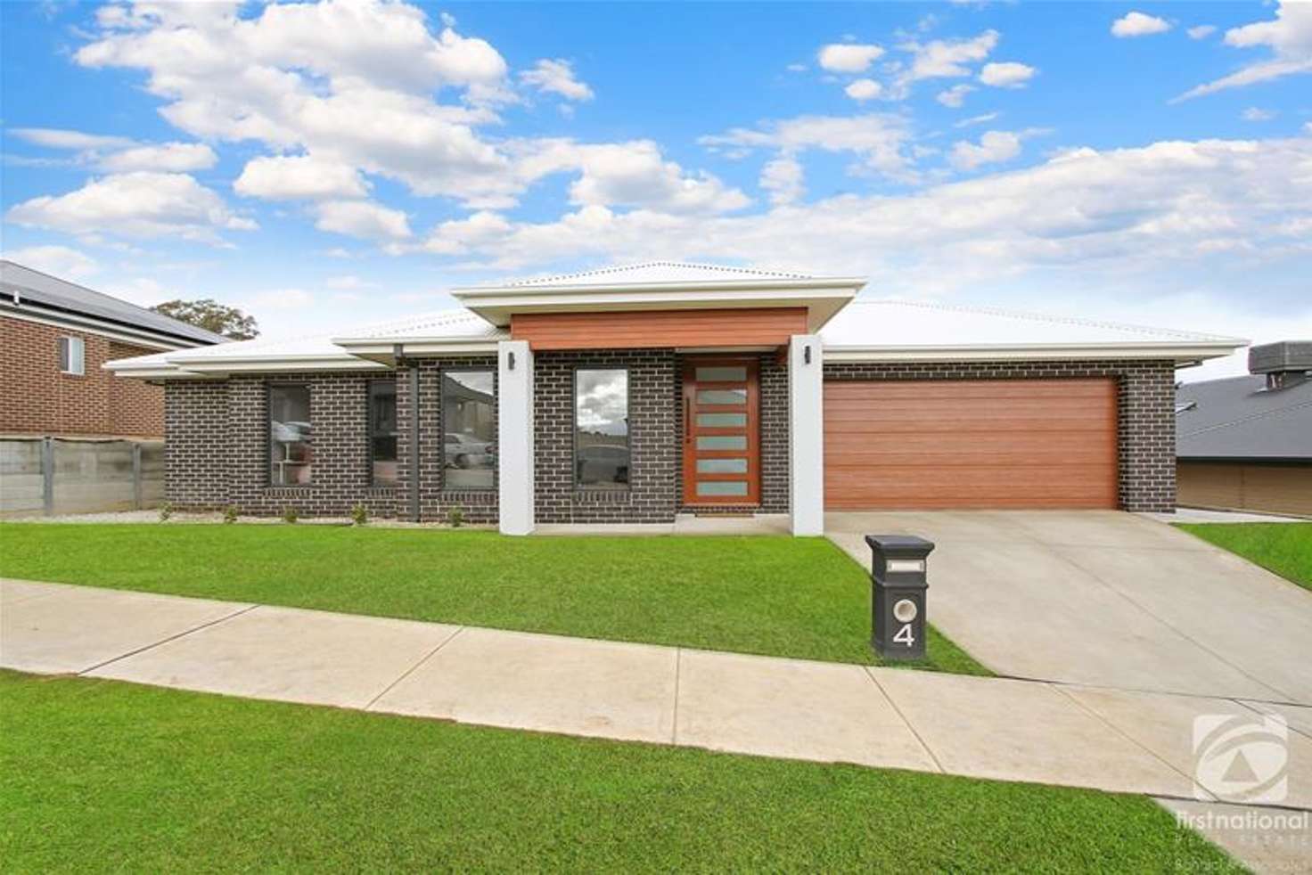 Main view of Homely house listing, 4 Ziebell Circuit, Wodonga VIC 3690