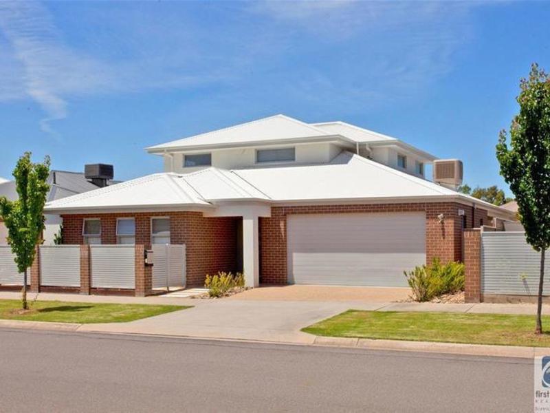 Main view of Homely house listing, 8 Clarendon Avenue, Wodonga VIC 3690