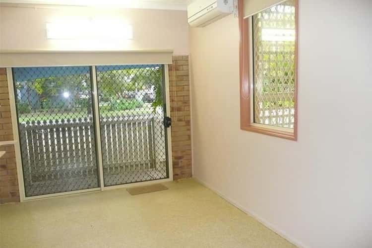 Fifth view of Homely semiDetached listing, 2/21 Baker Avenue, Labrador QLD 4215