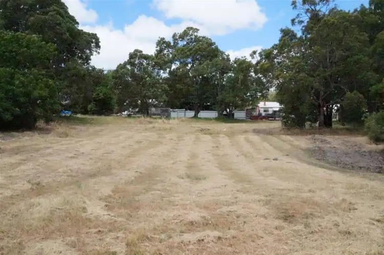 24 McDowell Street, Yarloop WA 6218