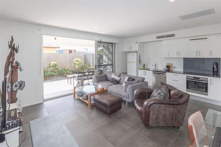 Fourth view of Homely apartment listing, 1/152 Kent Street, New Farm QLD 4005