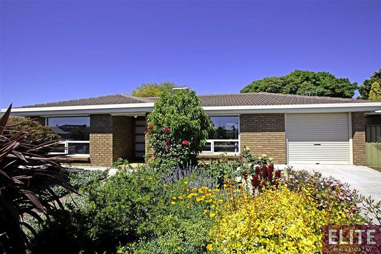 1 Glenway Road, Hallett Cove SA 5158