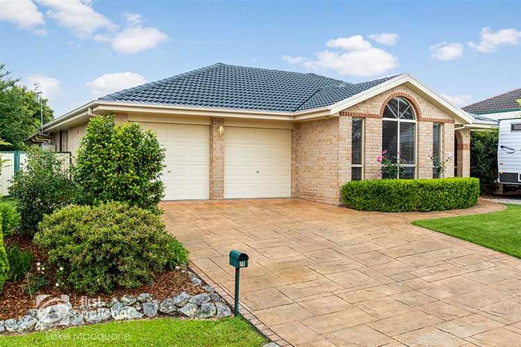 28 Nightingale Crescent, Cameron Park NSW 2285