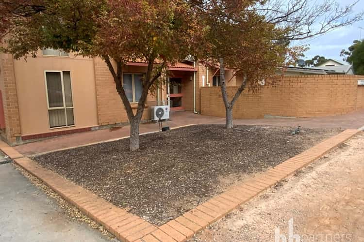 8/11 Coneybeer Street, Berri SA 5343