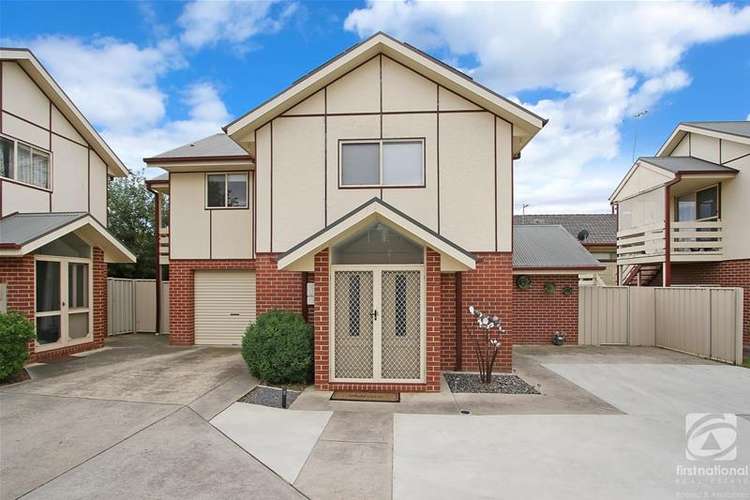 Main view of Homely townhouse listing, 2/31 Church Street, Wodonga VIC 3690