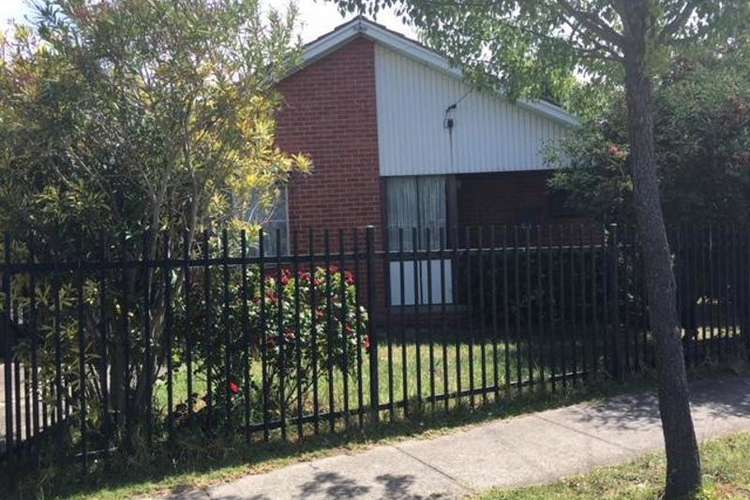 Second view of Homely house listing, 61 Kiewa Crescent, Dallas VIC 3047