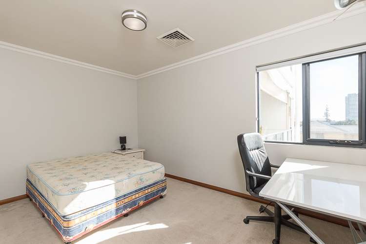 Fifth view of Homely apartment listing, 8/59 Rockingham Beach Road, Rockingham WA 6168