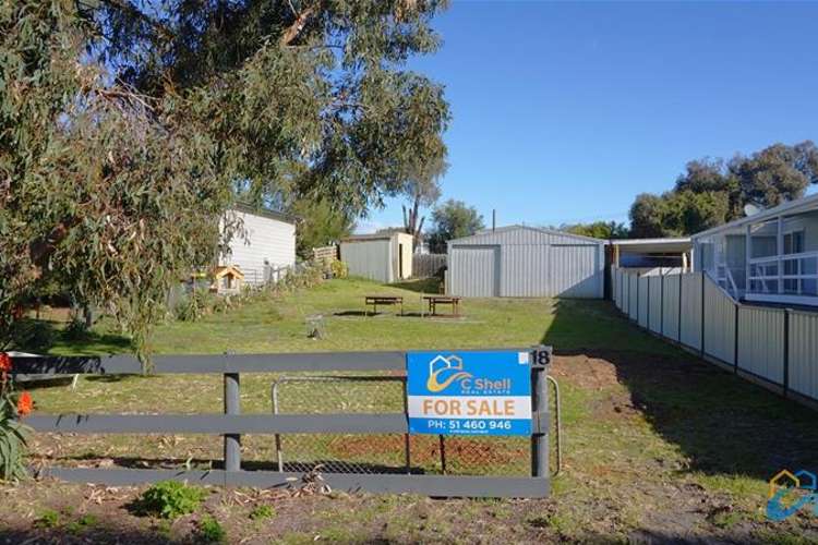 18 Goodlett Avenue, Loch Sport VIC 3851