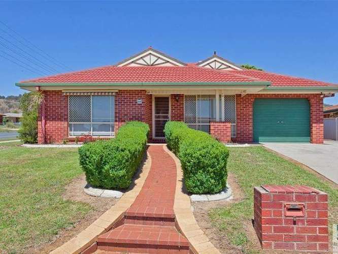 Main view of Homely townhouse listing, 1/57 Kingfisher Drive, Wodonga VIC 3690