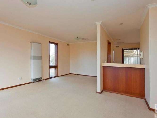 Second view of Homely house listing, 19 Nicole Crescent, Wodonga VIC 3690