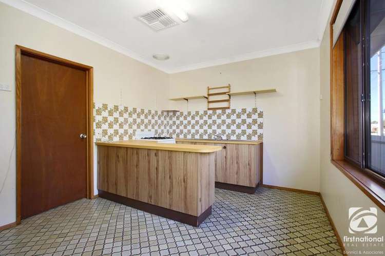 Second view of Homely unit listing, 1/36 Brockley Street, Wodonga VIC 3690