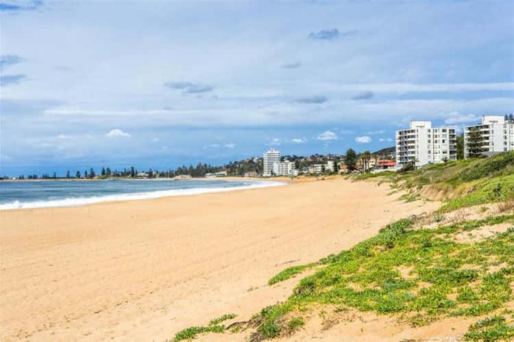 Third view of Homely apartment listing, 4/81 Ocean Street, Narrabeen NSW 2101