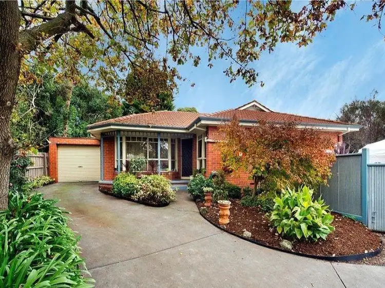 2/15 Beaufort Road, Croydon VIC 3136