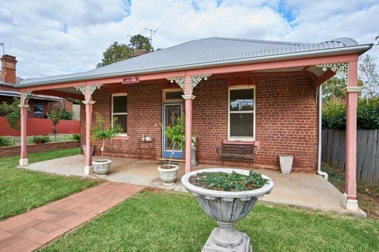 56 Cowabbie  Street, Coolamon NSW 2701