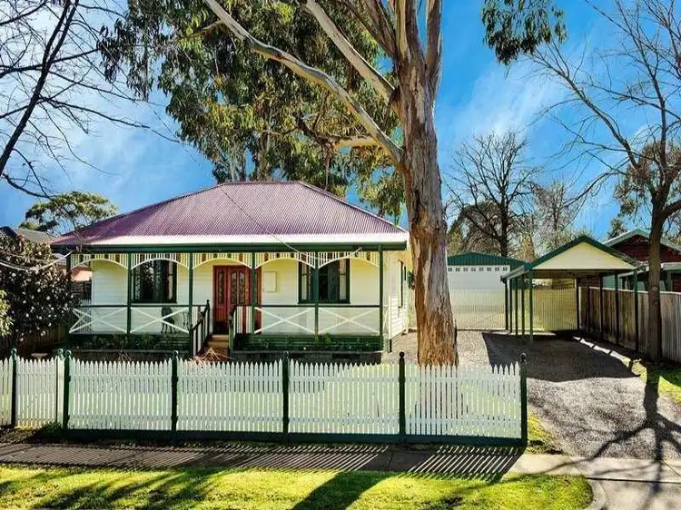 17 Louisa Street, Croydon VIC 3136